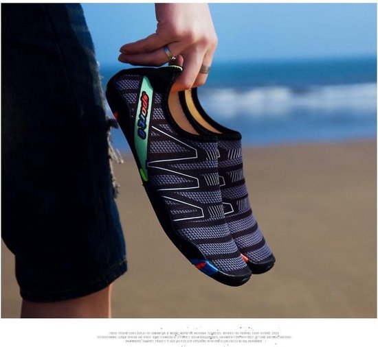 Waterschoenen - Maat 44 - Aquaschoenen - Strandschoenen - Antislip - Schoenen voor Zwembaden en Strand - Volwassenen en Kinderen - beschermd tegen grof zand scherpe stenen en dieren onder water - Unisex