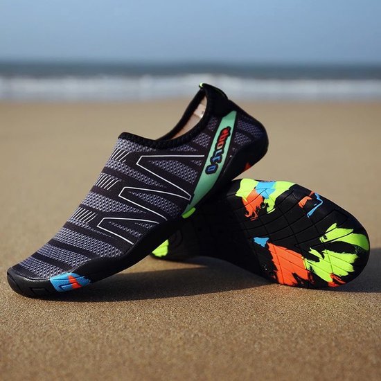 Waterschoenen - Maat 44 - Aquaschoenen - Strandschoenen - Antislip - Schoenen voor Zwembaden en Strand - Volwassenen en Kinderen - beschermd tegen grof zand scherpe stenen en dieren onder water - Unisex