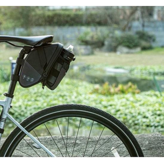 Saddlebag voor MTB Fiets Met bidonhouder - Zwart - Fietstas - Fiets Zadeltas - Opberging Zadel - Voor Wielrennen, Mountainbike, Racefiets, Omafiets, Opafiets en andere Fietsen - Regenbestendig - Waterbestendig - Fietszadeltas